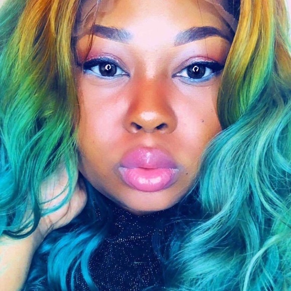 Meet your Posher, Nikki - Picture 7 of 7